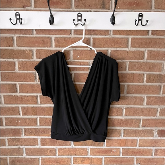 Women’s Wrap Top - Picture 1 of 2